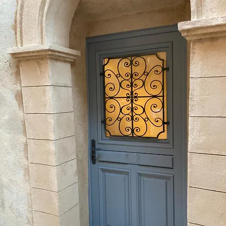 Le Discret - Un Voyage En Provence Aix-en-Provence